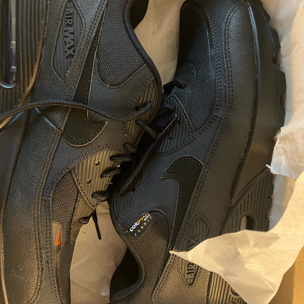 New with box AirMax 90 surplus